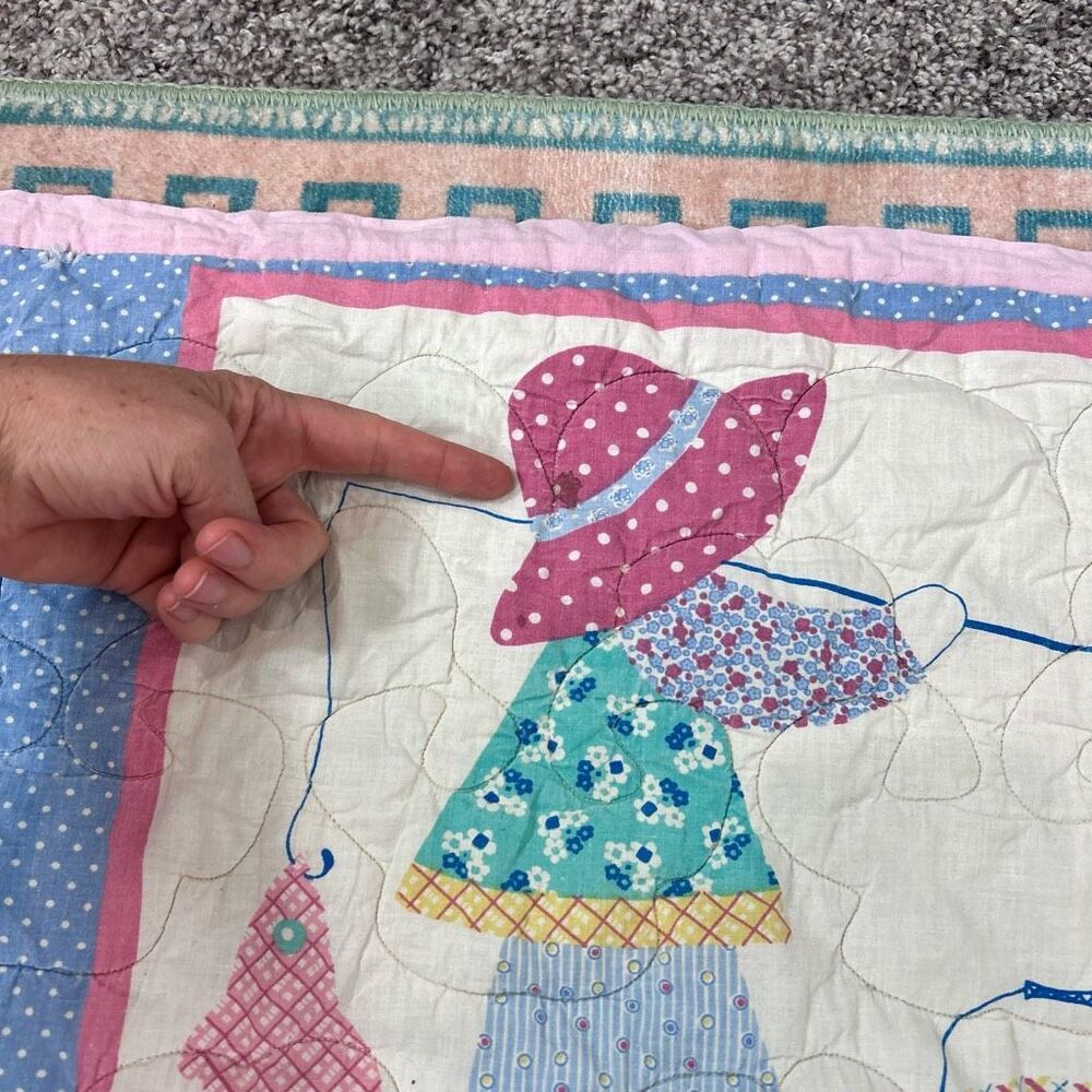 Vintage Sunbonnet Sue Sam Blue Pink Holly Hobby Style Bonnet Throw Quilt 49"x43" - Picture 5 of 15